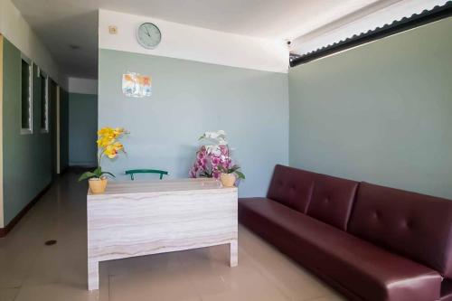 Sisäänkäynti, Miana Ancol Residence Mitra RedDoorz in Ancol