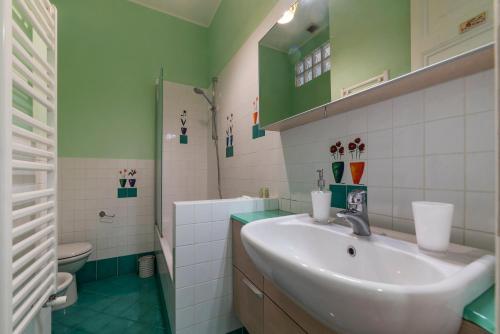 Rione Prati Apartment - MM Lepanto - image 6