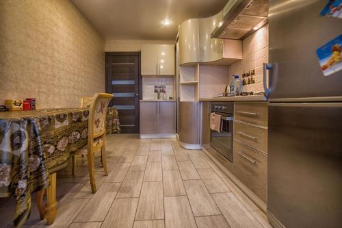 Apartment On Matrosova 16 - image 8