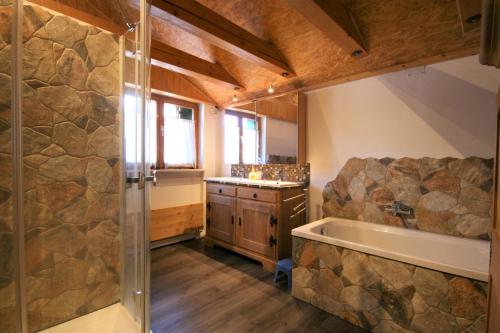 Ferienhütte Herzenhäusle - image 3