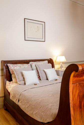 1 double bed, 2 twin beds