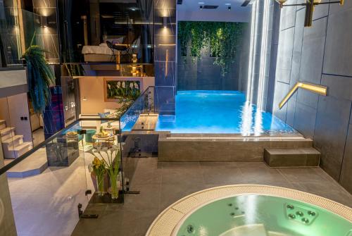 Marconio Wellness Private Pool & SPA - City Center 