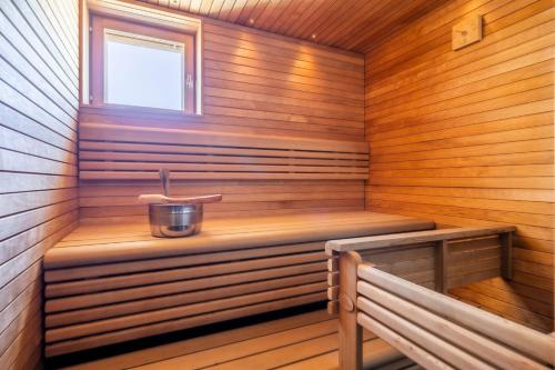 One-Bedroom Suite with Sauna