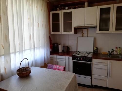 15 minutes from the Beach and city Center 7 minutes from the airport in สนามบินริก้า