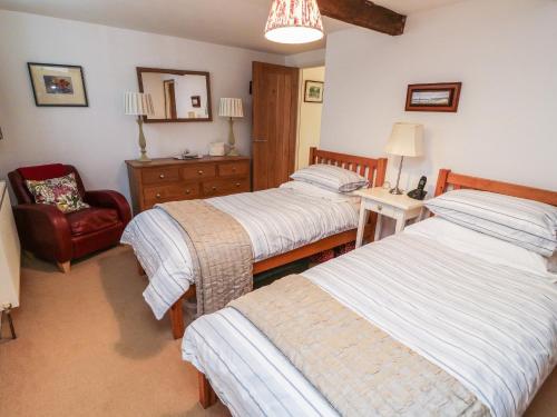 Crosscombe Barn - image 3