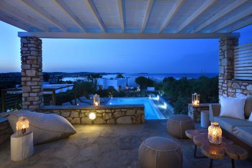 Amalgam Homes Paros Zefyros | Sea View Private Pool Villa in อัมเปลัส