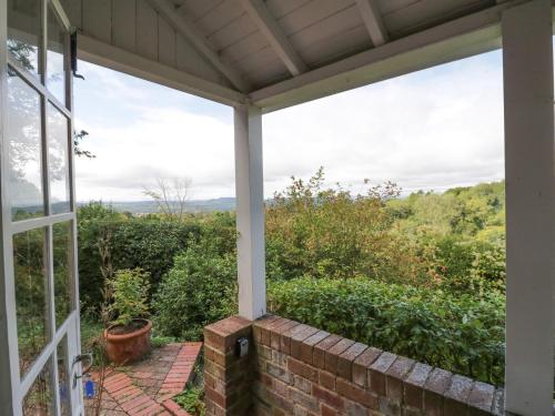 Tor Cottage - image 2