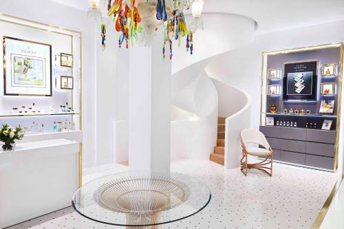 269943854 Le Meurice – Dorchester Collection