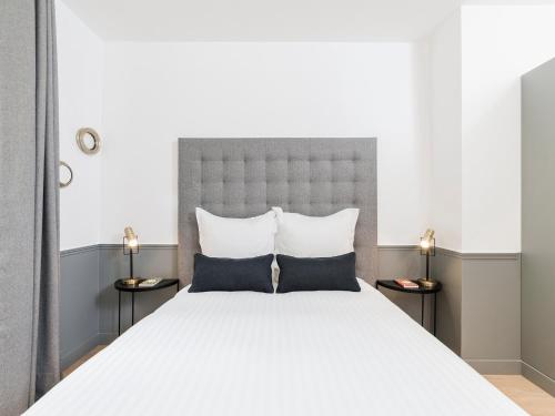 NEW! Luxury 3 Bedrooms Arc de Triomphe I by Livinparis - main image