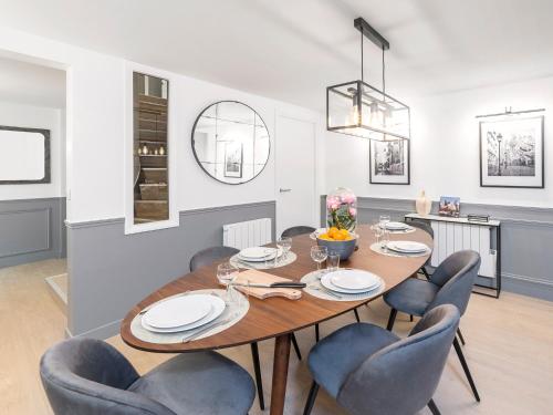 NEW! Luxury 3 Bedrooms Arc de Triomphe I by Livinparis - image 14