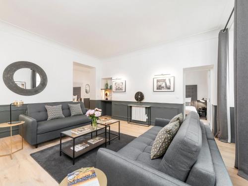 NEW! Luxury 3 Bedrooms Opera I by Livinparis - image 4