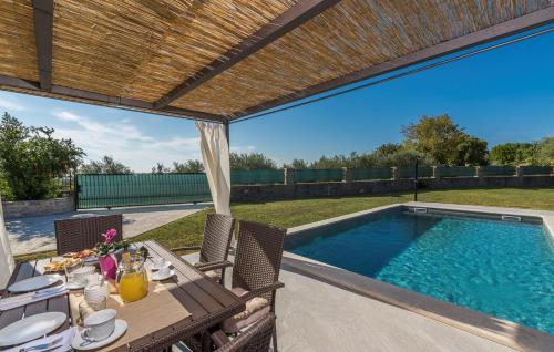 Holiday Home Terre Bianche with Private Pool - image 8