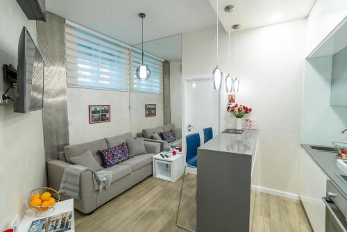 LIRRA LUXE Modern & Cozy Stari Grad Pedestrian Area - image 11