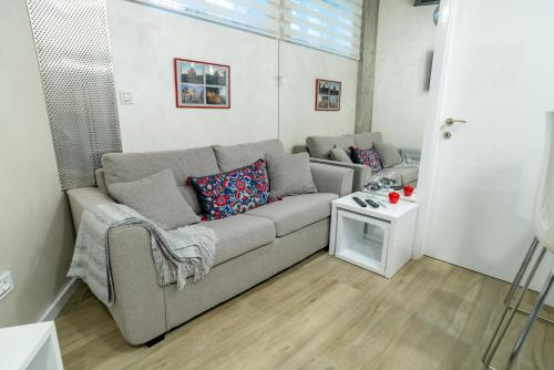 LIRRA LUXE Modern & Cozy Stari Grad Pedestrian Area - image 6