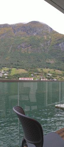 Nesset Fjordcamping in Olden