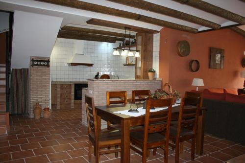 Közös társalgó / TV, La Casa del Azafran in Villanueva Del Rebollar De La Sierra