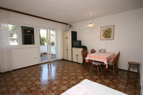 Apartments by the sea Mandre, Pag - 6515