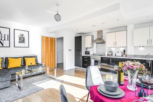 City View Apartments Birmingham City Centre 1