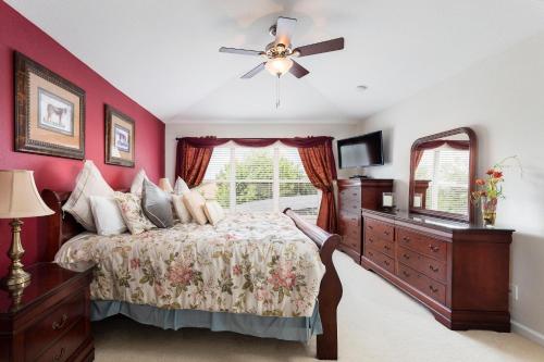 Villa on Windsor Hills with Free Wifi - 7770 - image 6