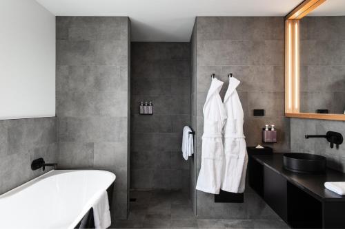Hotel Verge Launceston - 샤워실