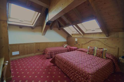 Triple Room - Attic