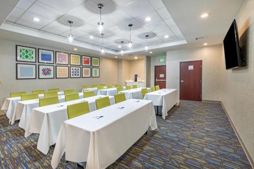 Holiday Inn Express Guymon By IHG - 회의실/연회장