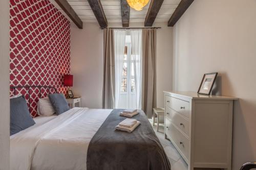 AD2A Luminoso 2 BR apartment, 250m de Catedral, Sevilla