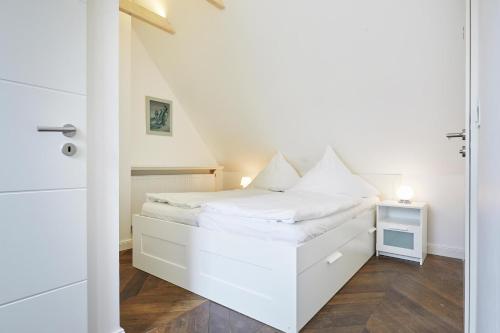 Neue Liebe - image 11