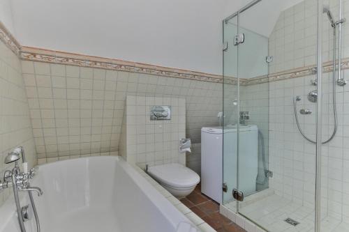 Lenas Hüs - image 13