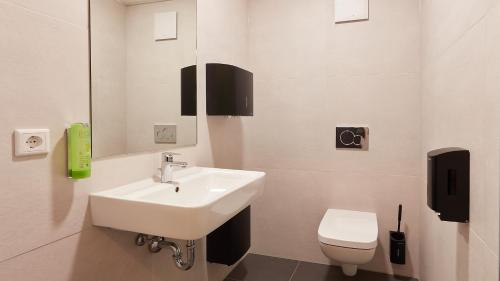 The Bunk Hostel - image 4