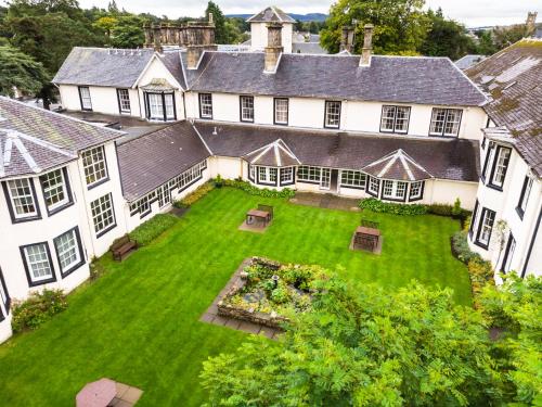 Green Hotel - main image