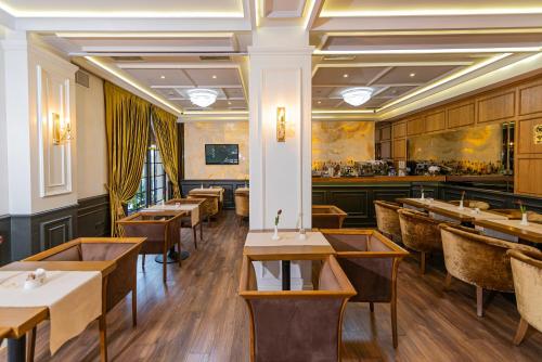 Eler Hotel - image 6