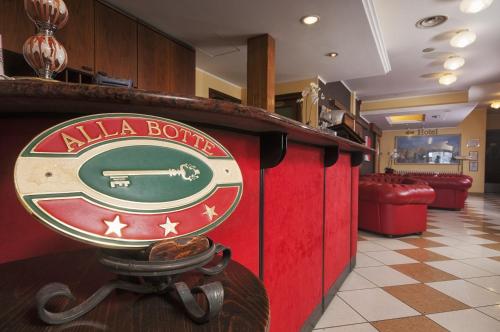 Hotel Ristorante Alla Botte - image 12