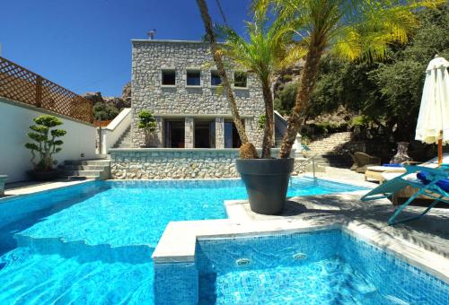 Executive Rhodes Villa Villa Althea 2 Bedroom Villa with Sea Views Pefkos - image 9