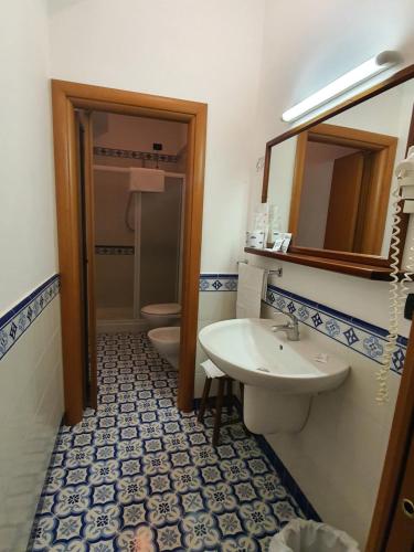 Hotel Il Nido Sorrento - image 14