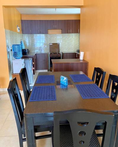 Peach Apartment in อาทิริเวอร์