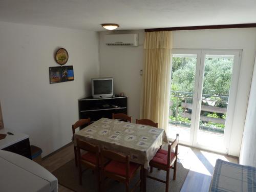 Three bedroom apartment & studio - Apartments Ždrijac - main image