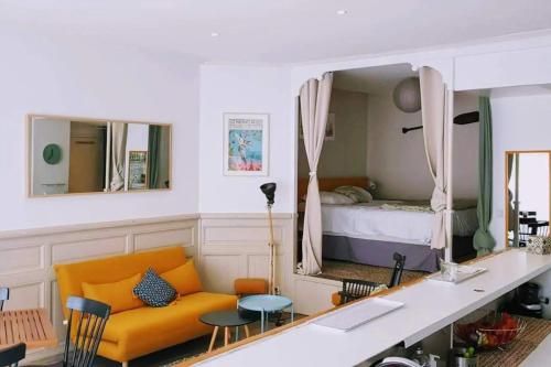 BARBUAT, grand cosy