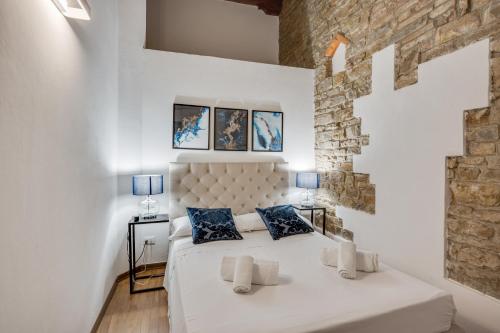Three-Bedroom Apartment image 3