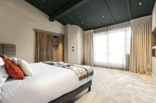 Hotel Le Chabichou - image 5