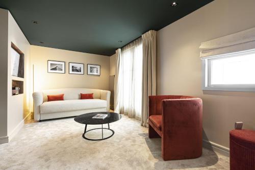 Hotel Le Chabichou - image 12