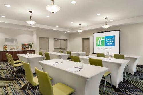 홀리데이 인 익스프레스 호텔 앤 스위트 마운트플레전트 - 찰스턴 바이 IHG - 회의실/연회장