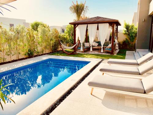 The Sunshine Villa Dubai