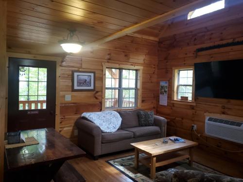 The Hampton - An Amish Built Deluxe Log Cabin in Genoa, USA