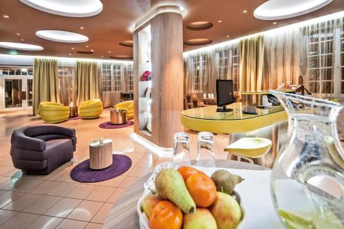 共用Lounge/電視區, 邦穆勒酒店 (Hotel Bornmuehle) in 大內梅羅