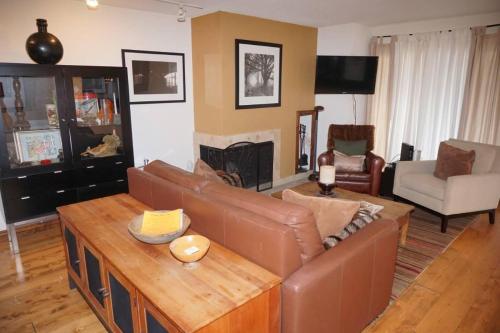 100 Dean St E #2B - image 2
