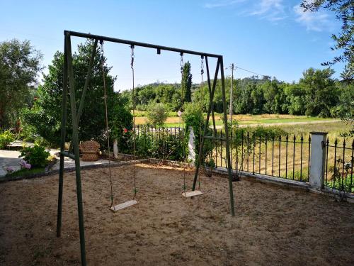Parque infantil, Casal do Morgado, country house to relax in Batalha
