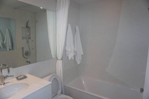 115 Martingale Pl - image 8