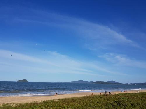 Apto Picarras com piscina