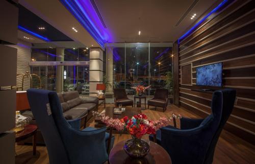 ردهة, تالين الصحافة (Taleen Al Sahafa) in الياسمين